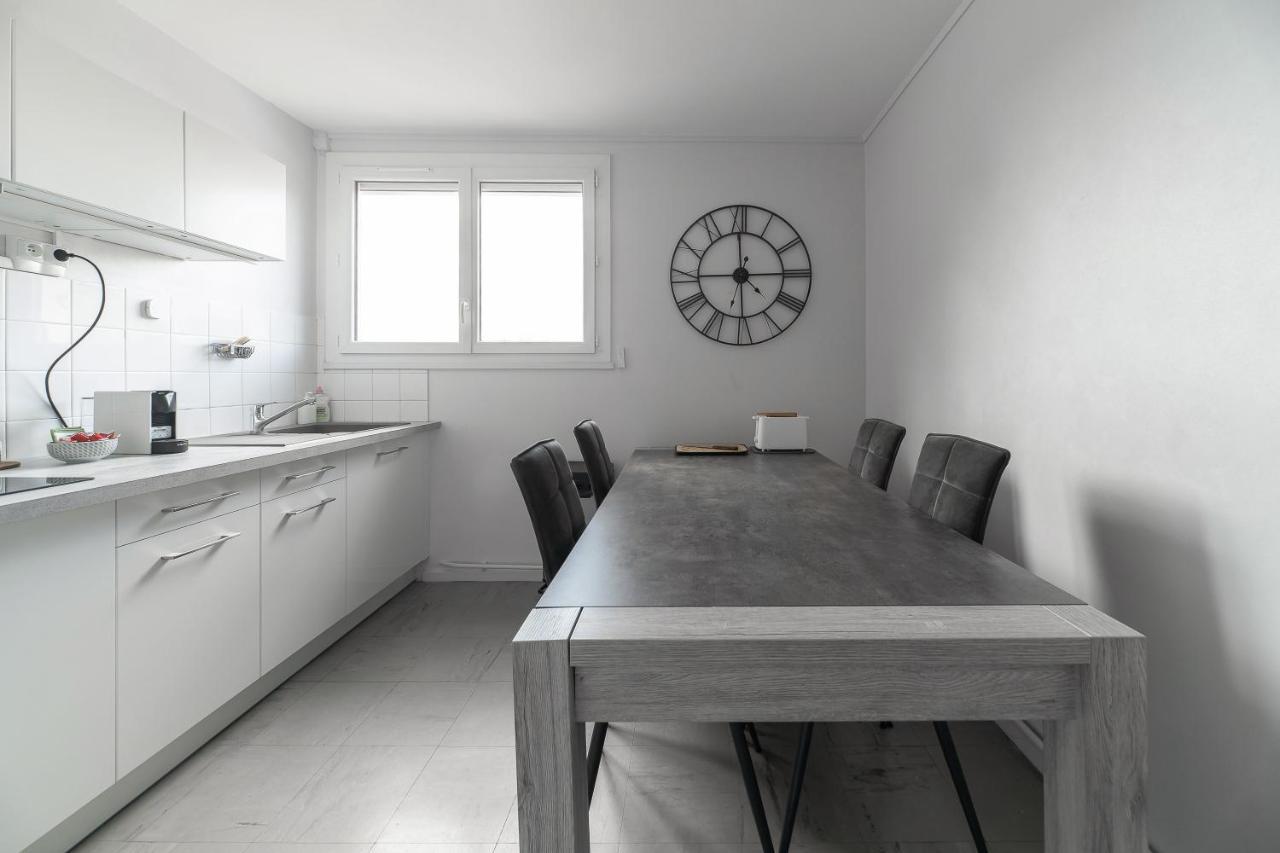 Le Raymond - Appartement Proche Du Centre Sportif, Des Rives De L'Allier Et Du Centre-Ville - Parking Βισύ Εξωτερικό φωτογραφία
