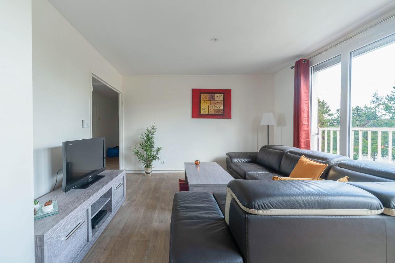 Le Raymond - Appartement Proche Du Centre Sportif, Des Rives De L'Allier Et Du Centre-Ville - Parking Βισύ Εξωτερικό φωτογραφία